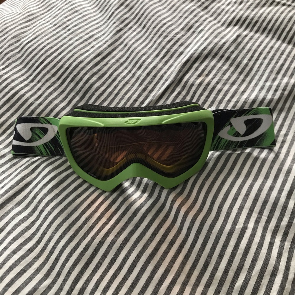 Giro kids ski goggles